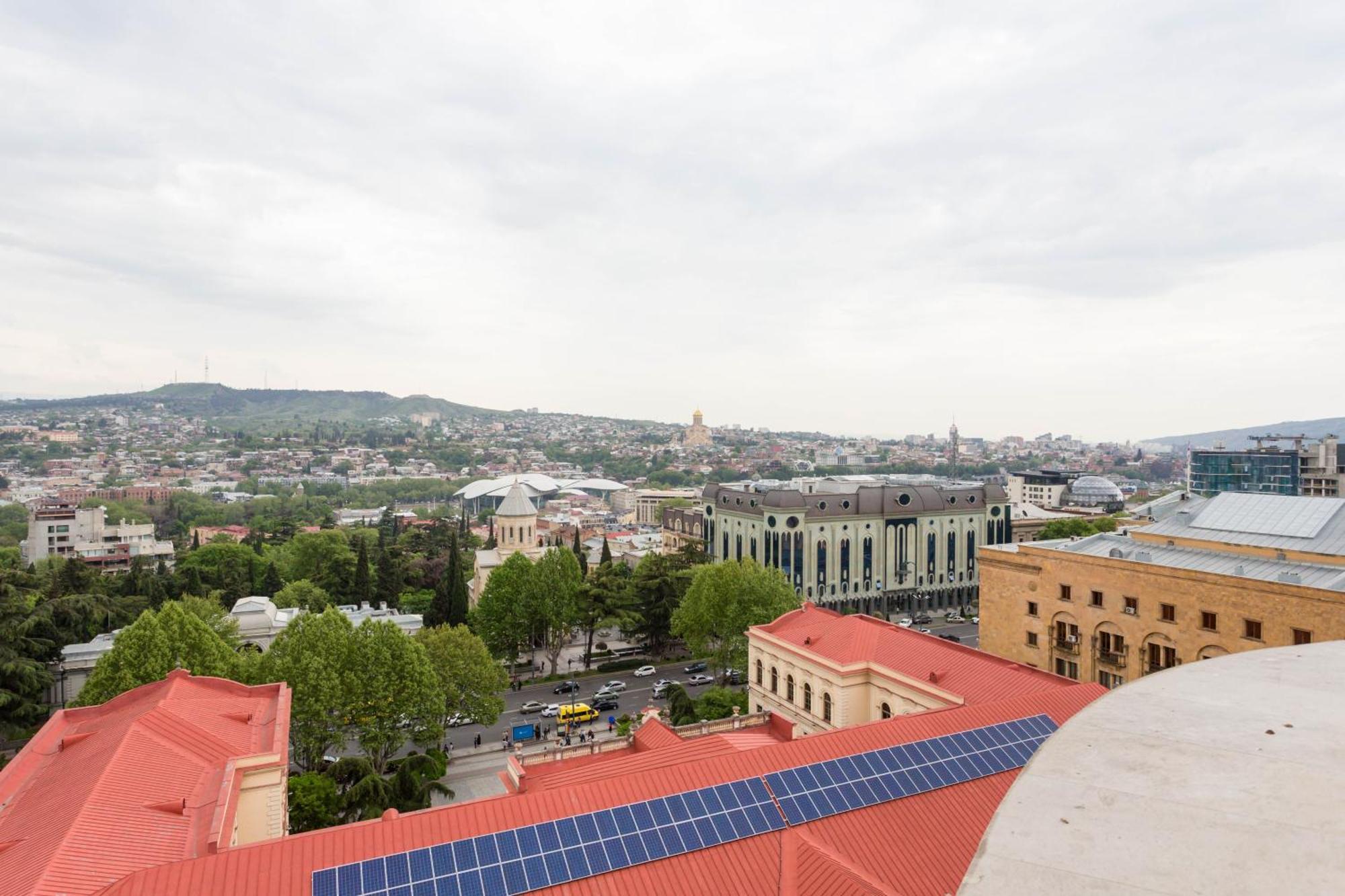 City Luxury Apartment L Tbilisi Buitenkant foto