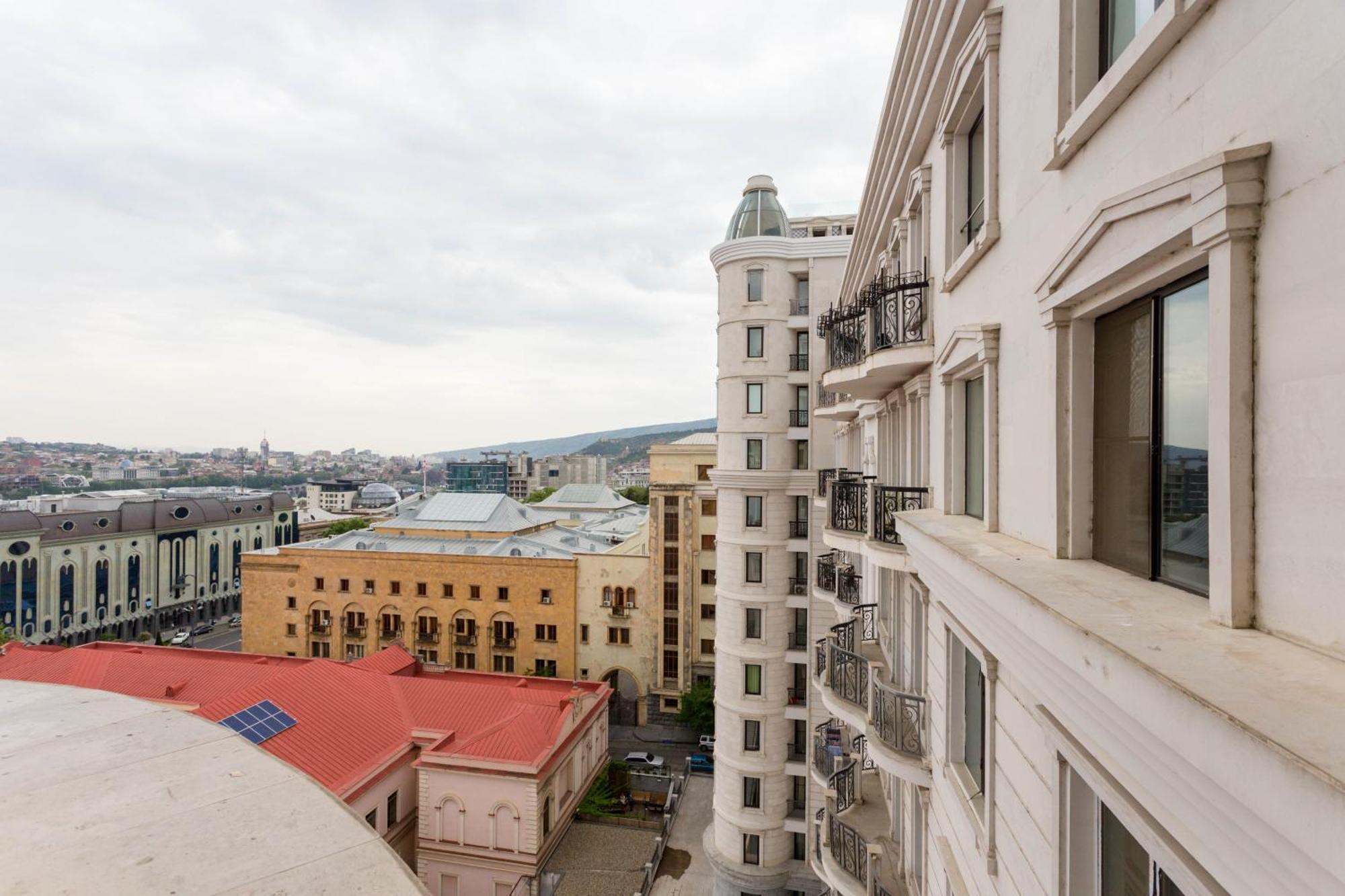 City Luxury Apartment L Tbilisi Buitenkant foto