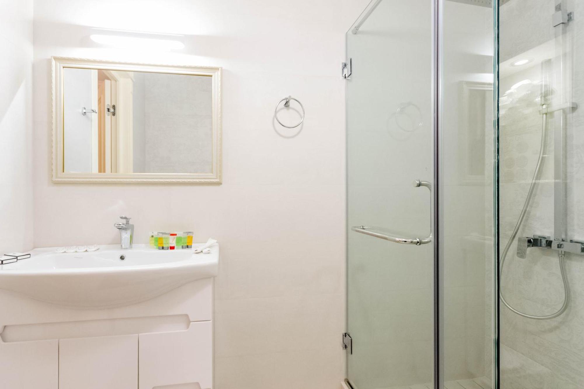 City Luxury Apartment L Tbilisi Buitenkant foto