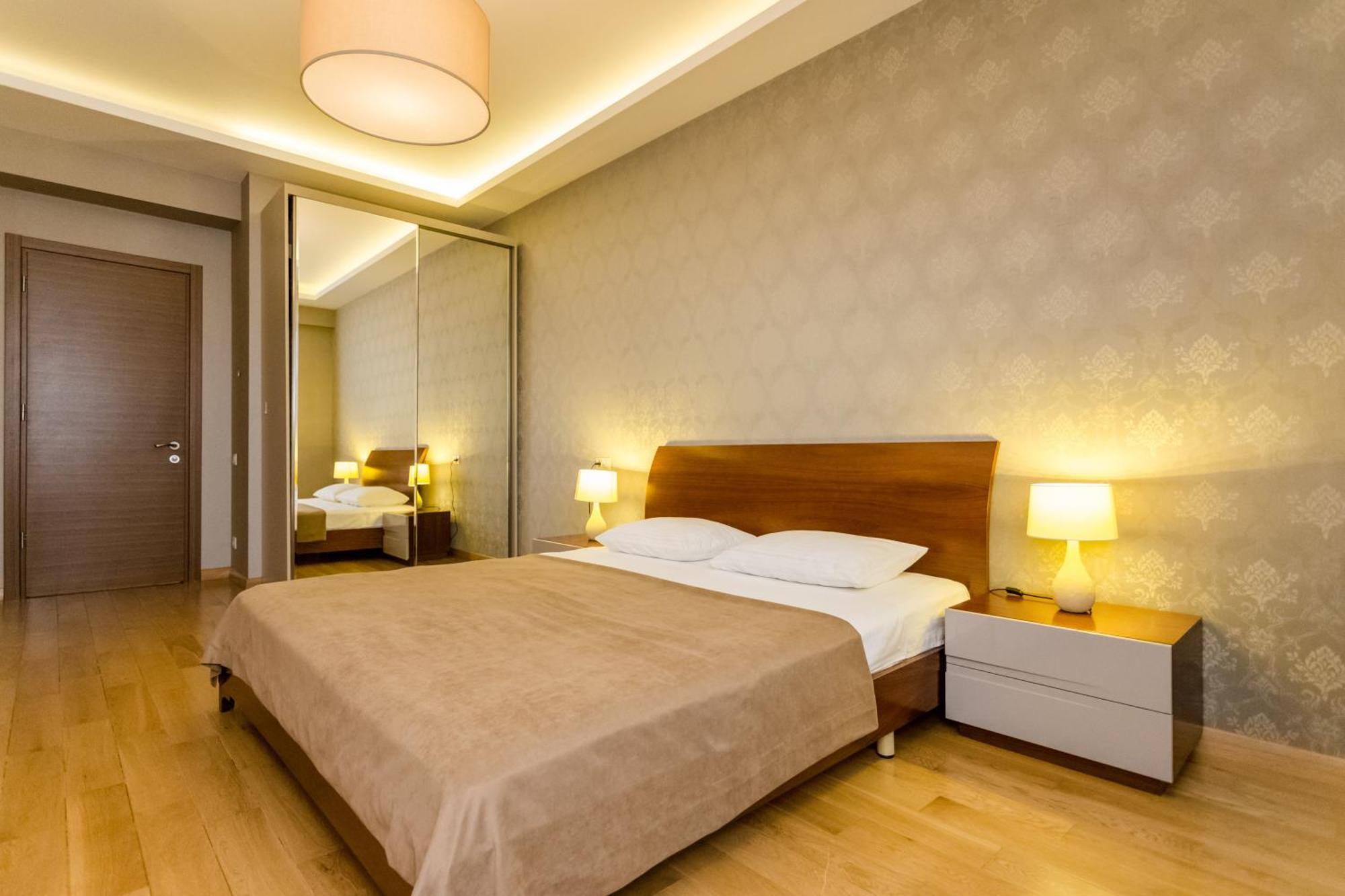 City Luxury Apartment L Tbilisi Buitenkant foto
