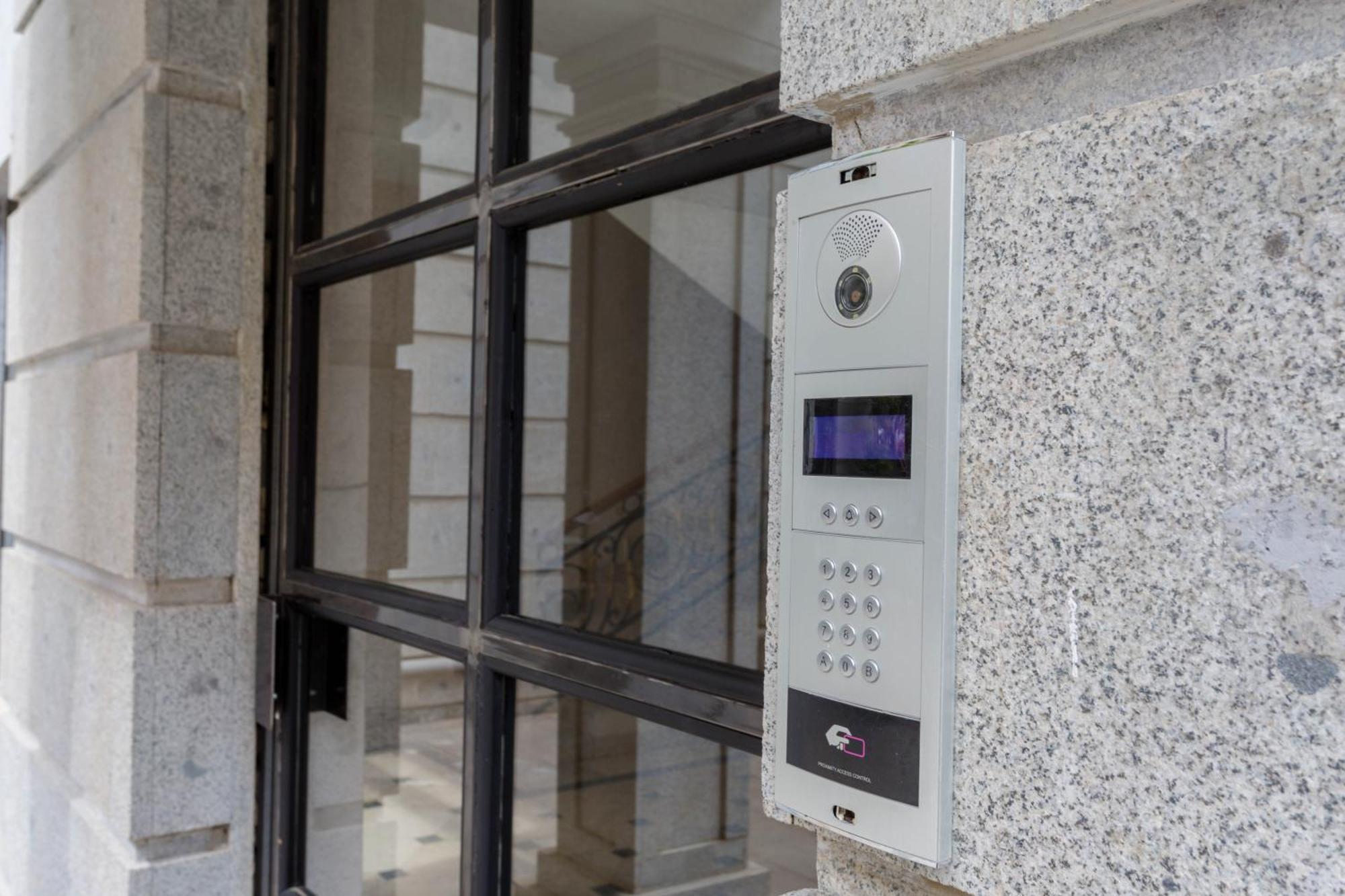 City Luxury Apartment L Tbilisi Buitenkant foto