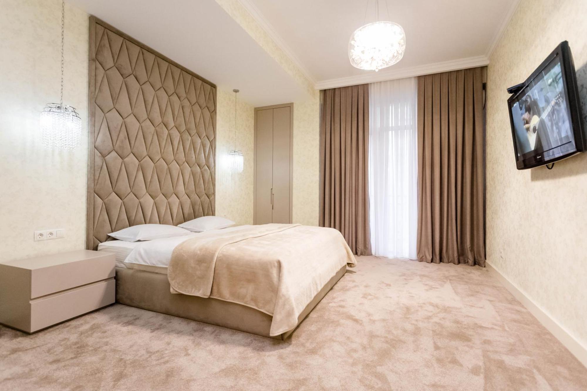City Luxury Apartment L Tbilisi Buitenkant foto